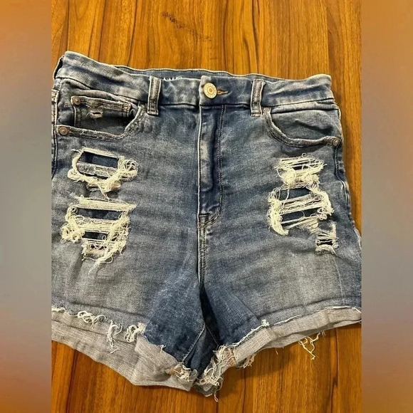 AMERICAN EAGLE Women’s Distressed Stretchy Curvy Hi-Rise Shortie Shorts Size 8 - Picture 3 of 14